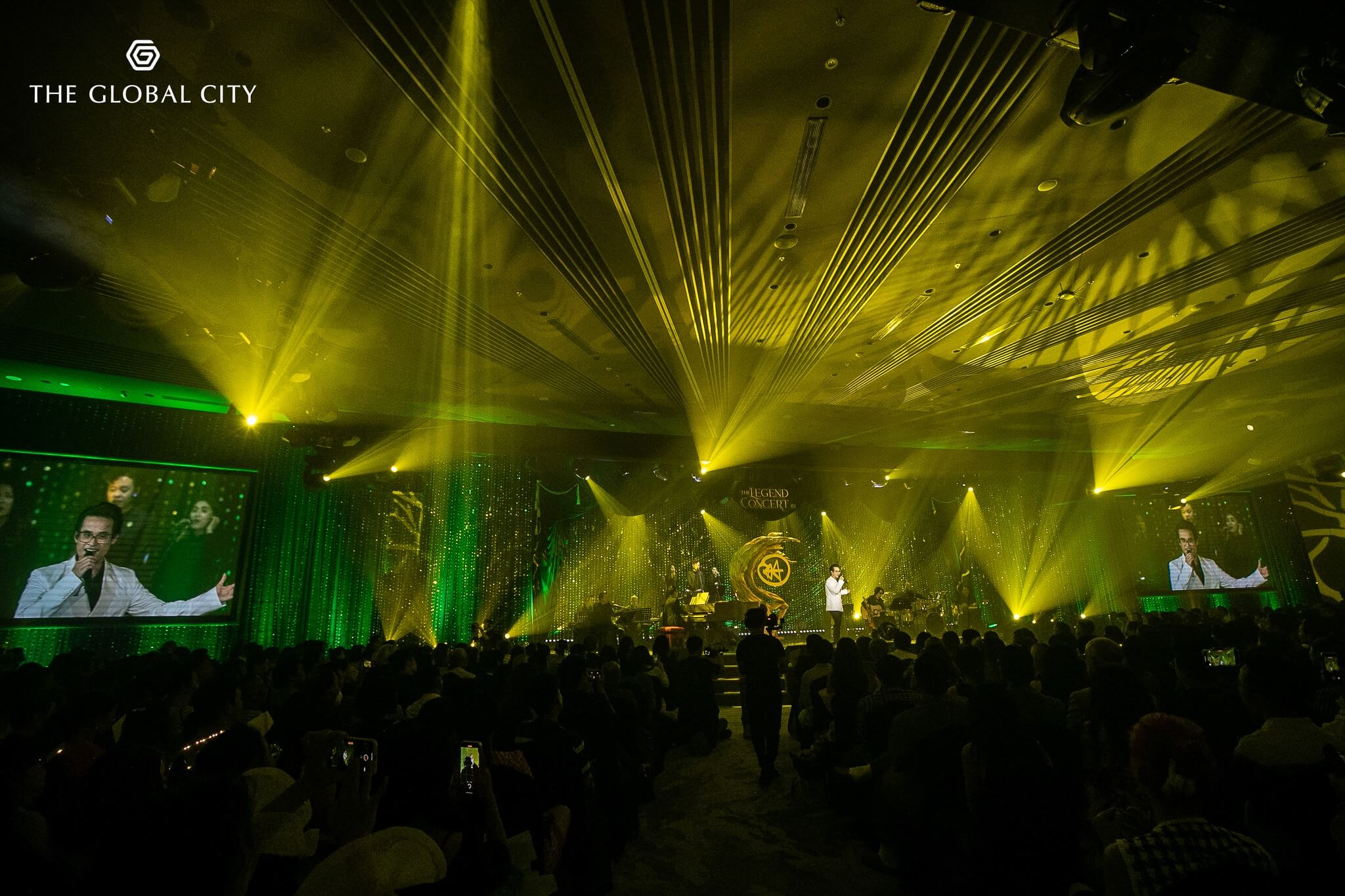 Chuoi su kien the legend concert 01 trinh cong son tai trung tam moi the global city